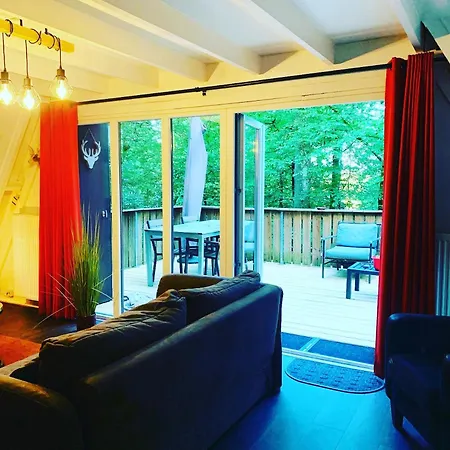 Chalet Rustig Gelegen, Comfortabele En Gerenoveerde Tiny House Op Wandelafstand *