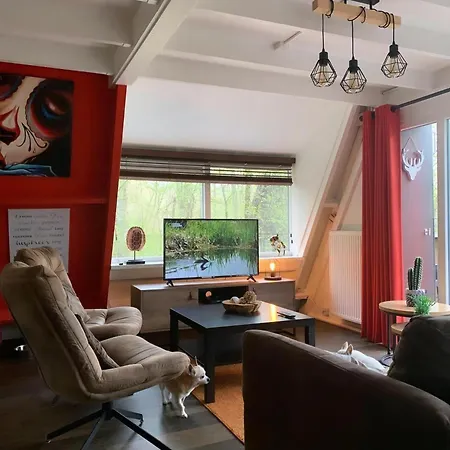Rustig Gelegen, Comfortabele En Gerenoveerde Tiny House Op Wandelafstand Chalet Durbuy